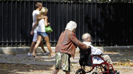 El TSJN tumba la norma que recorta las ayudas a los grandes dependientes