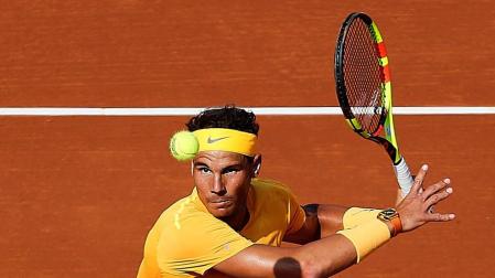 Nadal supera a García-López y se mete en cuartos del Godó