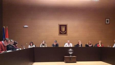 El pleno de Berriozar se enzarza por el pago de costas judiciales