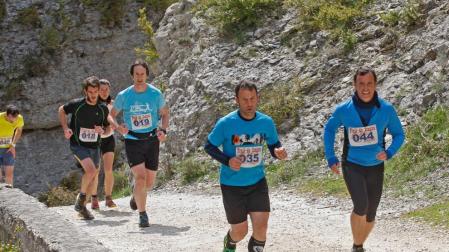 Rubén Juániz y Alba Azcona se imponen en la primera edición del Trail Iranzu