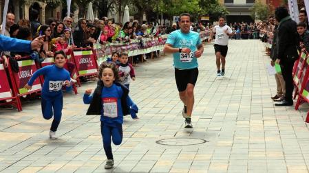 Galería de fotos de la prueba tudelana, en la que se estrenó la marcha nórdica,