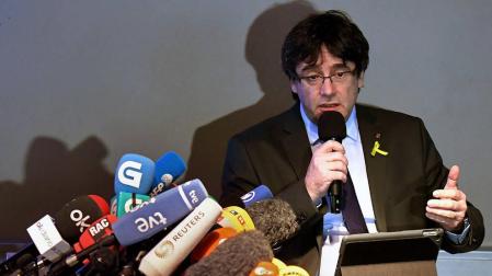 Puigdemont exige al Gobierno respetar derechos de Sànchez para ser presidente