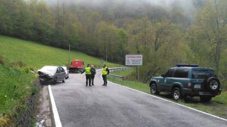 Un hombre y una mujer, heridos en un accidente de tráfico en Orbara