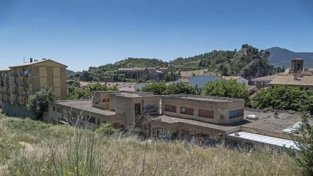 El nuevo colectivo de artistas pide al Gobierno espacios en la vieja guardería Izarra