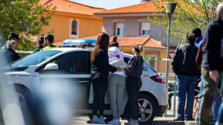 Una mujer muerta y un menor herido por disparos en Ventas de Retamosa