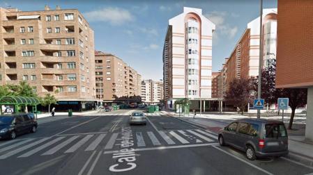 Un conductor de 88 años atropella a una joven de 20 en Pamplona en un paso de cebra