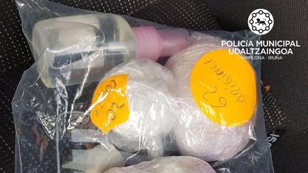 Detenido con 150 gramos de cocaína tras ser interceptado por usar el móvil al volante