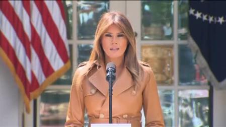 Cercanía entre Trump y su esposa