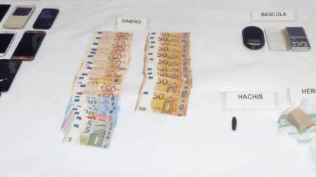 Dos detenidos en una operación antidroga en dos pisos de Pamplona