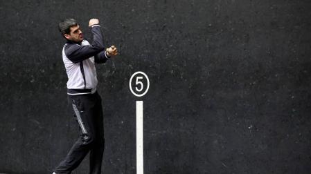Ezkurdia llega al mejor momento de su carrera con las semifinales del Manomamista