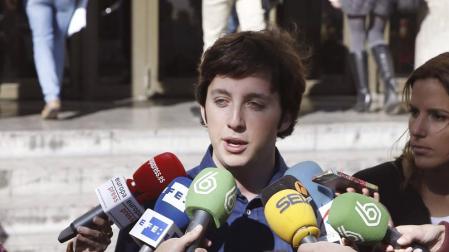 El pequeño Nicolás insiste en que colaboró con el CNI y que le espiaron