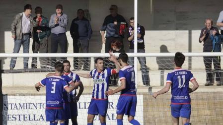 El Izarra conocerá hoy si logra la salvación o juega el 'playout'