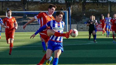 El Izarra pierde el duelo directo contra el Vitoria