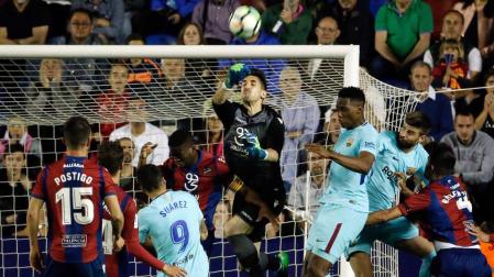 El Levante acaba con el récord invicto del Barcelona