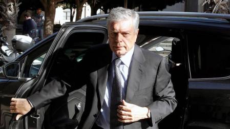 El expresidente de CAM se declara culpable del cobro irregular de 600.000 euros