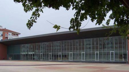 Solares fotovoltaicas para los C.P. Doña Mayor y Bernat Etxepare y la biblioteca de la Txantrea
