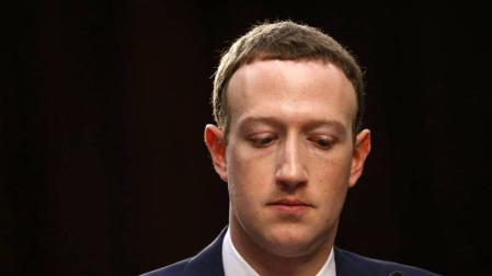 Zuckerberg pide perdón por la filtración de datos de Facebook y asegura que "fue un error"