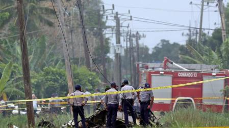 Tres supervivientes entre los 104 pasajeros del avión accidentado en La Habana