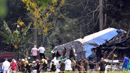 Tres supervivientes del accidente aéreo en La Habana siguen graves pero estables