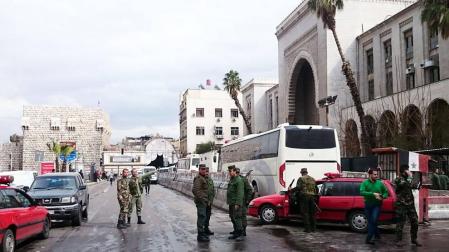 Decenas de muertos en un atentado suicida en el Palacio de Justicia de Damasco