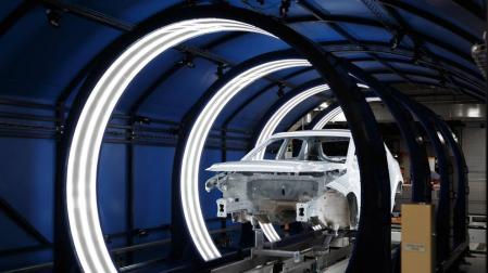 Volkswagen Navarra pone en marcha un túnel de visión artificial con tecnología punta