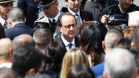 Hollande convoca un comité de crisis tras el ataque de Niza