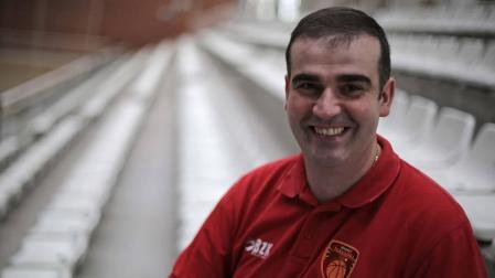 David Mangas, técnico del Basket Navarra: “Cada partido de 'playoff' es una guerra”