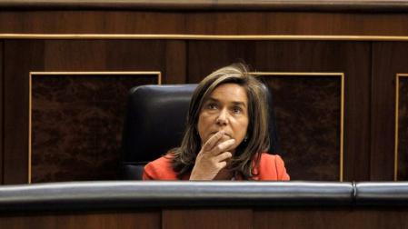 Ana Mato en una sesión de control al Gobierno