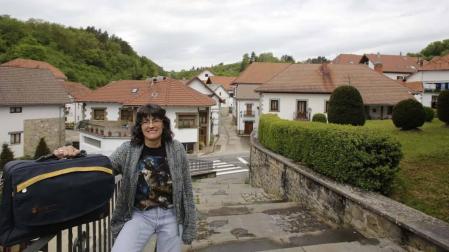 Kontxi Sánchez, la médico que se quedó en Salazar