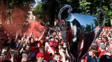 Policía de Kiev informa de 26 incidentes con aficionados de Real Madrid y Liverpool implicados