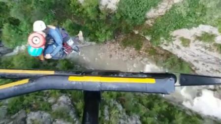 Rescatadas once personas atrapadas en una cavidad del barranco de la Foz de Fago