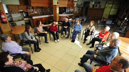 La jubiloteca de Olite inicia su andadura con once usuarios