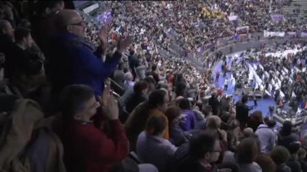Las bases de Podemos mantienen en sus cargos a Pablo Iglesias e Irene Montero