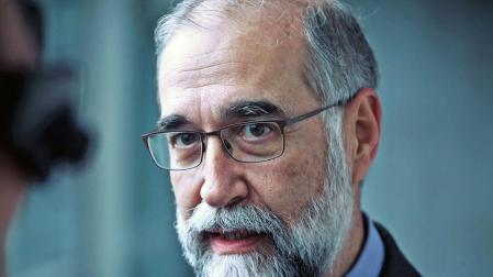 Domínguez destaca la importancia de "humanizar" la atención primaria