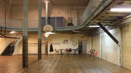 La pista de baloncesto más antigua del mundo, una joya nostálgica de París