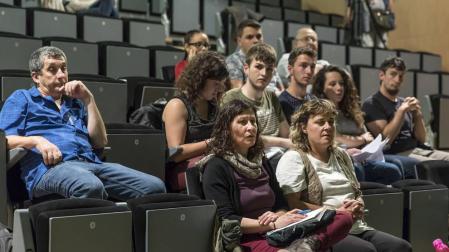 El foro de Mendillorri pide una segunda villavesa para el barrio