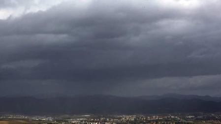 Las tormentas dejan 15 litros por metro cuadrado en diez minutos en Lumbier y Yesa