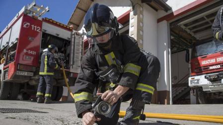 Cedida una ambulancia al parque de bomberos voluntarios de Goizueta