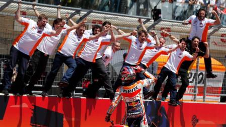 Márquez suma su primer triunfo del año y deja claro quién manda