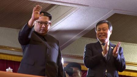 Kim Jong Un asiste a un concierto con estrellas surcoreanas en Pyongyang