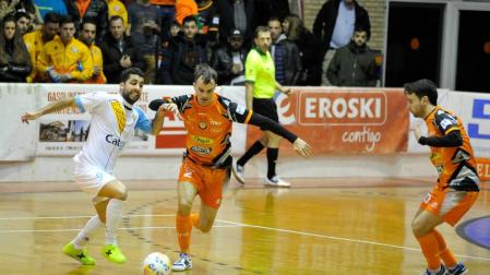 David García seguirá dos temporadas en el Aspil-Vidal Ribera Navarra