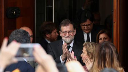 Los barones del PP confían en que Rajoy guíe al partido hasta su renovación tras el verano