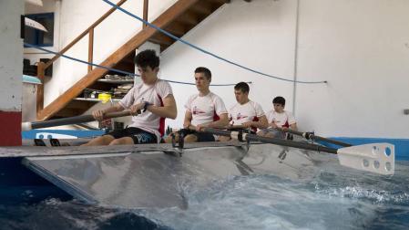 El Club Náutico de Navarra inaugura un foso de remo interior para poder entrenar