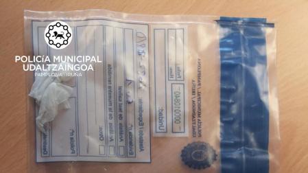 Desmantelado un punto de venta de droga en Buztintxuri