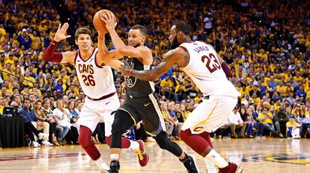 Los nueve triples de Curry llevan a Golden State al 2-0