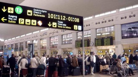 Hallan 705.000 euros en el equipaje de un pasajero en el aeropuerto de Málaga