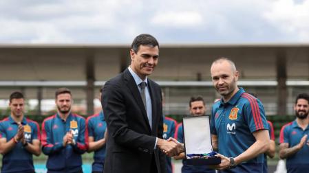 Pedro Sánchez ensalza valores trabajo en equipo "La unión hace la fuerza"