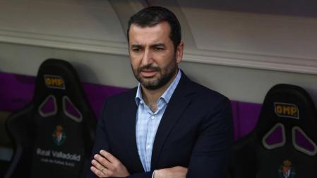 Solo cinco equipos de Segunda tienen técnico confirmado