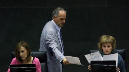 Bildu y Geroa Bai tratan de sumar a CC OO a su nueva ley de Policías