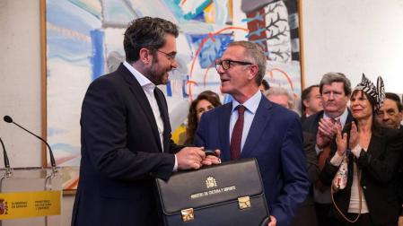 Guirao recibe la cartera de Cultura: "Buscaré consenso, aunque está complicado"